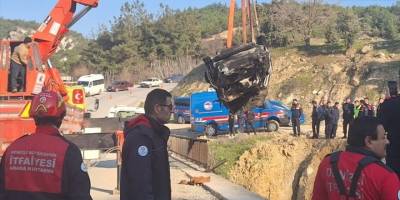 Denizli'de yanan otomobilin sürücüsü öldü