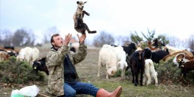 Yıldız Dağları'nın eteklerinde oğlak ve kuzu sesleri yankılanıyor