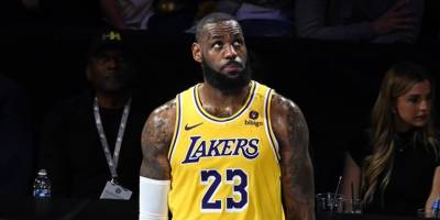 LeBron James, NBA tarihinde 40 bin sayı barajını geçen ilk oyuncu oldu