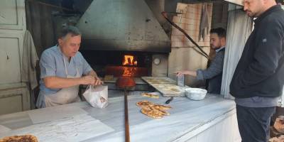 Manisalı aile 72 yıldır aynı lezzette pide yapıyor