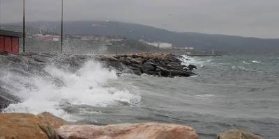 Muğla'da kuvvetli rüzgar ve sağanak etkili oluyor
