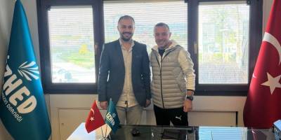Bucaspor 1928 Teknik Direktörü Dumlupınar'dan İZHED'e ziyaret