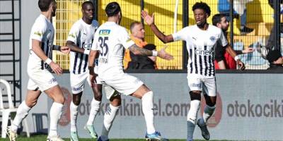 Kasımpaşa, İstanbulspor'u deplasmanda 2-1 mağlup etti