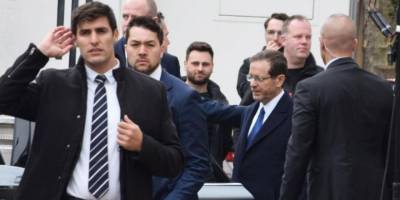 İsrail Cumhurbaşkanı Herzog, Hollanda'da protesto edildi