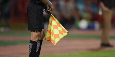 Bayern Münih maçında yıldız oyuncu yere yığıldı: Nefes alamayan futbolcunun hayatını hakem kurtardı