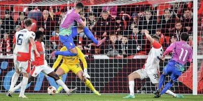 UEFA Avrupa Ligi'nde 4 takım adını çeyrek finale yazdırdı