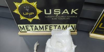 Uşak'ta bir otomobilde uyuşturucu ele geçirildi, 4 kişi tutuklandı