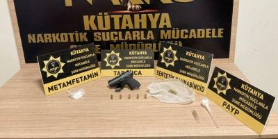 Kütahya'da uyuşturucu operasyonunda yakalanan 2 zanlı tutuklandı