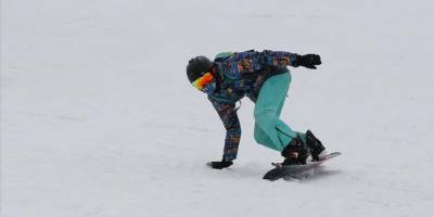Kayak merkezlerinde en fazla kar kalınlığı 232 santimetreyle Hakkari'de ölçüldü
