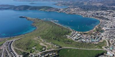 Güney Ege'nin mavi bayraklı plajları tatilcileri bekliyor