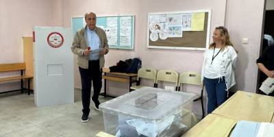 Muğla Büyükşehir Belediye Başkan adayı Ayaydın, oyunu Bodrum'da kullandı