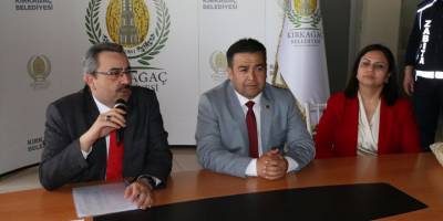 Kırkağaç Belediyesinde devir teslim töreni düzenlendi