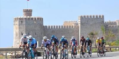 Mersin Uluslararası Bisiklet Turu başladı