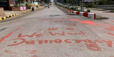 Myanmar'daki darbe karşıtı protestolarda 'kan eylemi'