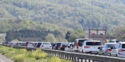 İstanbul ve Ankara'da trafik yoğunluğunu azaltmak için kamyon, çekici ve tankerlere trafik yasağı