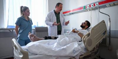 Futbolsever genç menisküs nakli sayesinde yeşil sahalara dönecek