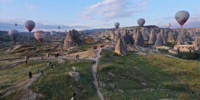 Yerli turistler Kapadokya'yı gökyüzünden keşfetti
