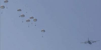 ABD, Gazze'nin kuzeyine havadan insani yardım indirdi