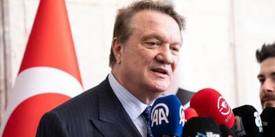 Beşiktaş Kulübü Başkanı Hasan Arat: Yabancı VAR'ın devreye girmesini olumlu karşılıyorum
