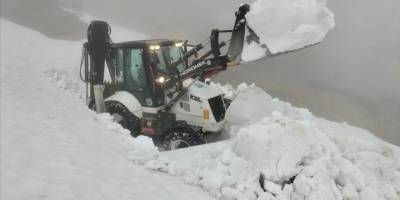 Giresun'da yayla yollarında karla mücadele devam ediyor