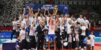 Halkbank 10. şampiyonluğuna ulaştı