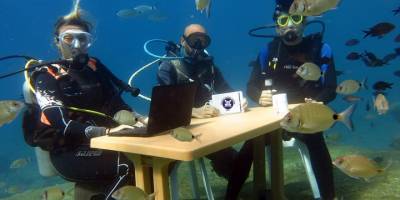 Fethiye'de dalgıçlar su altında temsili turizm değerlendirme toplantısı yaptı