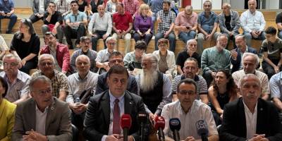 Büyükşehir Belediye Başkanı Tugay'dan Aliağa'ya getirildiği öne sürülen gemilere ilişkin açıklama