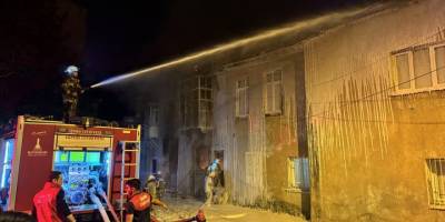 İzmir'de tekstil atölyesinde çıkan yangın söndürüldü