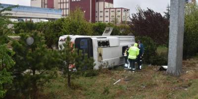 Afyonkarahisar'da devrilen midibüsteki 5 kişi yaralandı