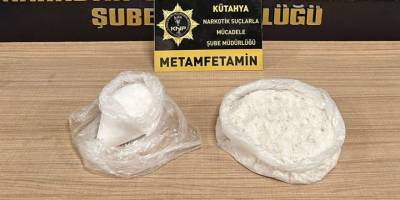 Kütahya'da otobüsteki valizlerinde uyuşturucu ele geçirilen kadın ve oğlu tutuklandı