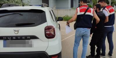 İzmir'de DEAŞ operasyonunda yakalanan 8 şüpheli tutuklandı