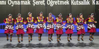 Okullararası Halk Oyunları Yıldızlar Türkiye Şampiyonası, Kütahya'da başladı