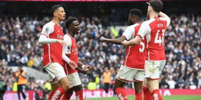 Premier Lig'de Tottenham'ı yenen Arsenal, maç fazlasıyla liderliğini korudu