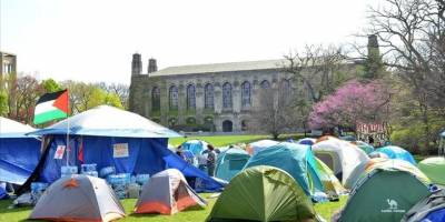 İsrail yanlısı bir kişi, California Üniversitesindeki Gazze Dayanışma Kampında kışkırtma eyleminde bulundu