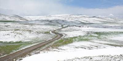 Ağrı, Kars ve Erzincan'ın yüksek kesimleri yeniden karla kaplandı