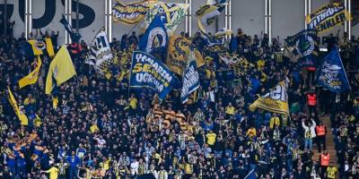 Galatasaray-Fenerbahçe maçına 2 bin 400 misafir takım seyircisi alınacak