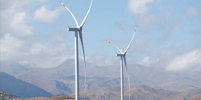 Dünya elektrik üretiminde yenilenebilirin payı ilk kez yüzde 30'u aştı, Türkiye'de yüzde 42'ye ulaştı