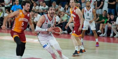 Pınar Karşıyaka: 95 - Galatasaray Ekmas: 96