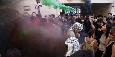 Roma'da öğrenciler, Filistin konusunda seslerini Cumhurbaşkanı Mattarella'ya duyurmaya çalıştı