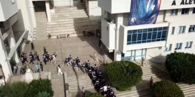 Muğla merkezli göçmen kaçakçılığı operasyonunda yakalanan 18 şüpheli tutuklandı