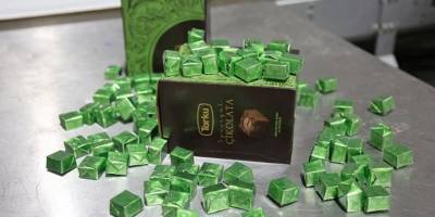 Torku Spesiyal ikramlık çikolata ve Torku Harmoni kolonya bayrama hazır