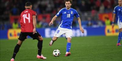 İtalya, Arnavutluk karşısında geriden gelip kazandı