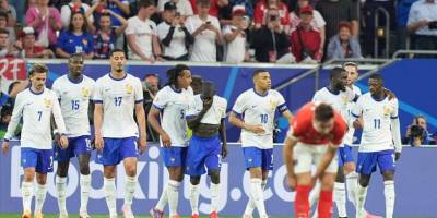 Fransa, 3 puanı tek golle aldı