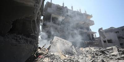 İsrail'in Gazze'de 2 evi daha hedef aldığı saldırıda çok sayıda kişi öldü ve yaralandı