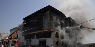 Aydın'da depoda çıkan yangın 17 saat sonra kontrol altına alındı