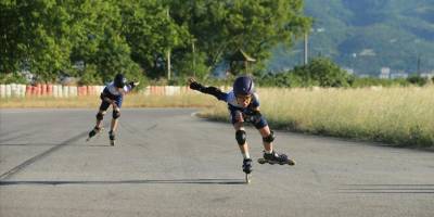 Kocaeli'de short track sporcuları, yarış pistinde antrenman yapıyor