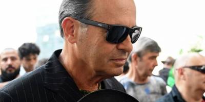 Eski çalışanına tokat attığı iddia edilen Ayhan Sicimoğlu'ndan açıklama: 'Kumpas, şantaj, montaj'