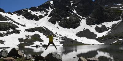 Doğa tutkunları Artabel Gölleri Tabiat Parkı'nda saklı güzellikleri keşfediyor