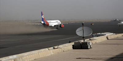 Yemen'deki Husiler, hacıları taşıyan 3 uçağı Sana Havalimanı'nda alıkoydu