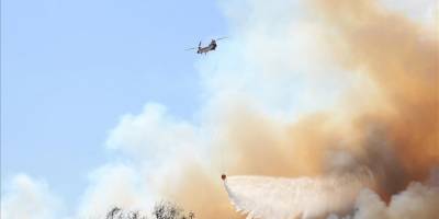 Antalya'da çıkan orman yangınına müdahale ediliyor